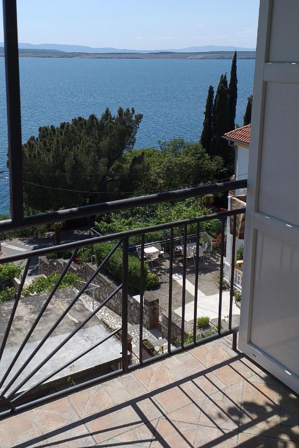 Apartments By The Sea Dramalj, Crikvenica - 2376 エクステリア 写真