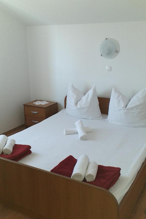 Apartments By The Sea Dramalj, Crikvenica - 2376 エクステリア 写真