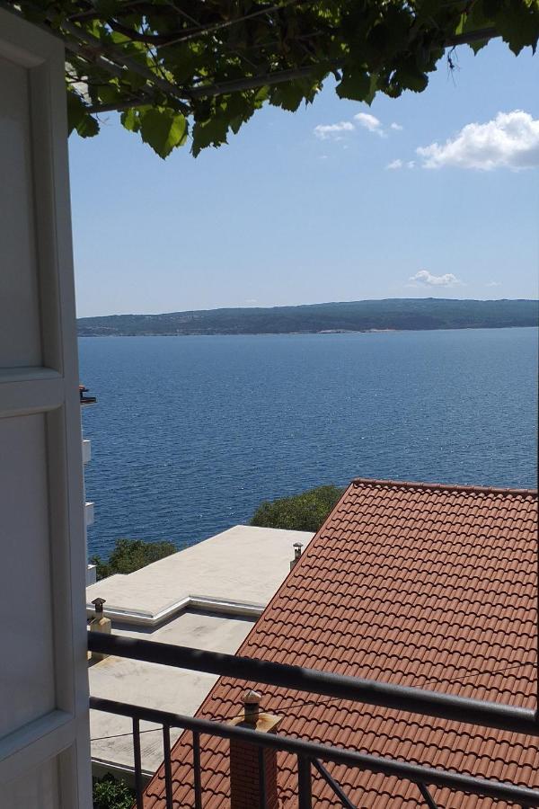 Apartments By The Sea Dramalj, Crikvenica - 2376 エクステリア 写真